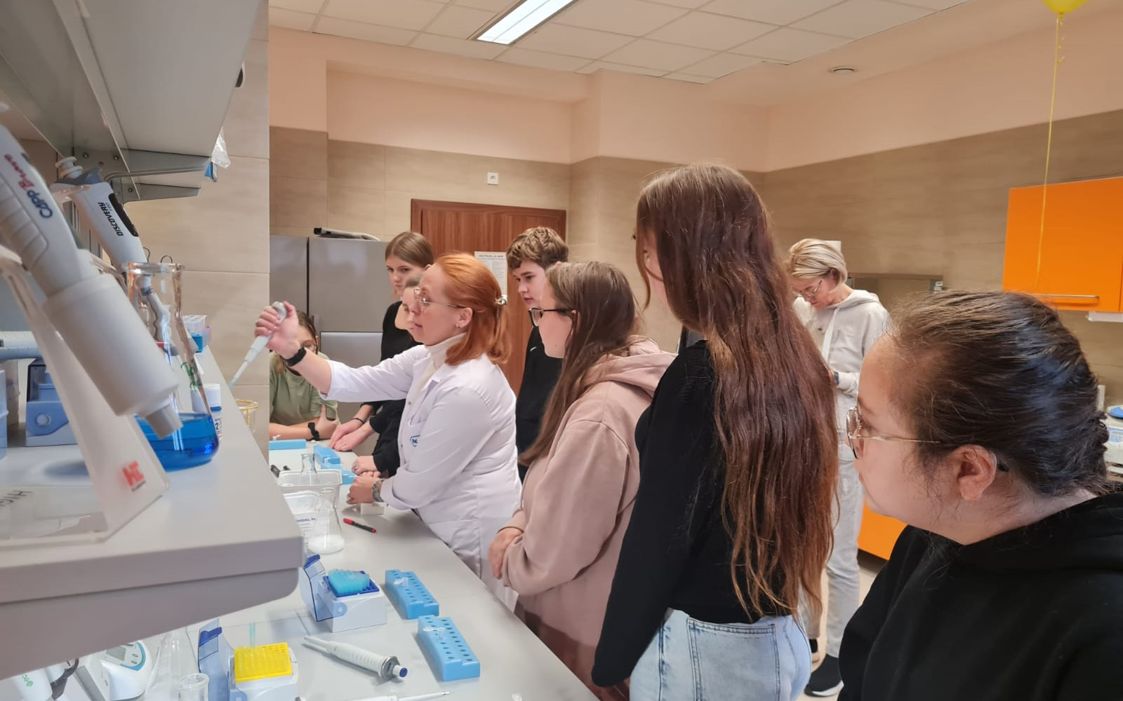 Kolejne zajęcia laboratoryjne młodzieży z Polski i Niemiec